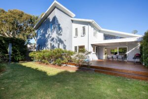 f1e8f4ed 22fb f05b 24ce 6143406a59f8